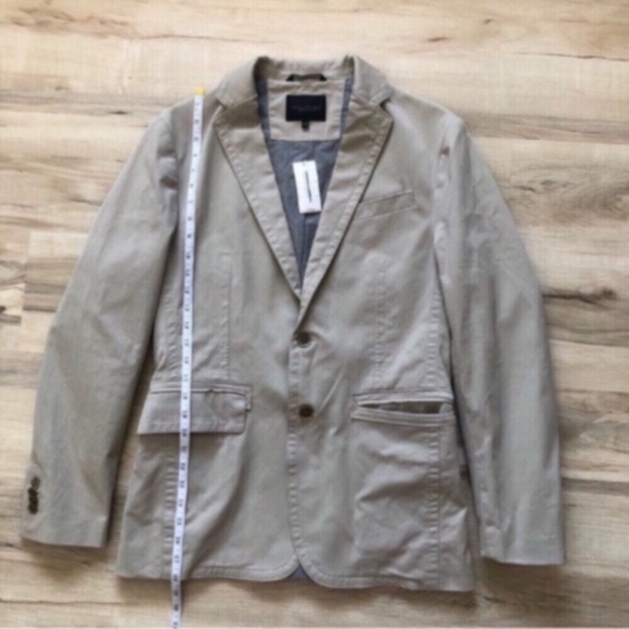 BNWT!! Banana Republic Modern Slim Fit Khaki Blazer - Picture 9 of 9